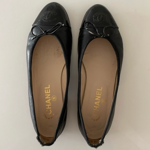 Chanel Black Ballet Flats - Picture 6 of 15